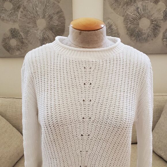Caslon Stitch Detail Chenille Crewneck Sweater size Small in White - Picture 3 of 11